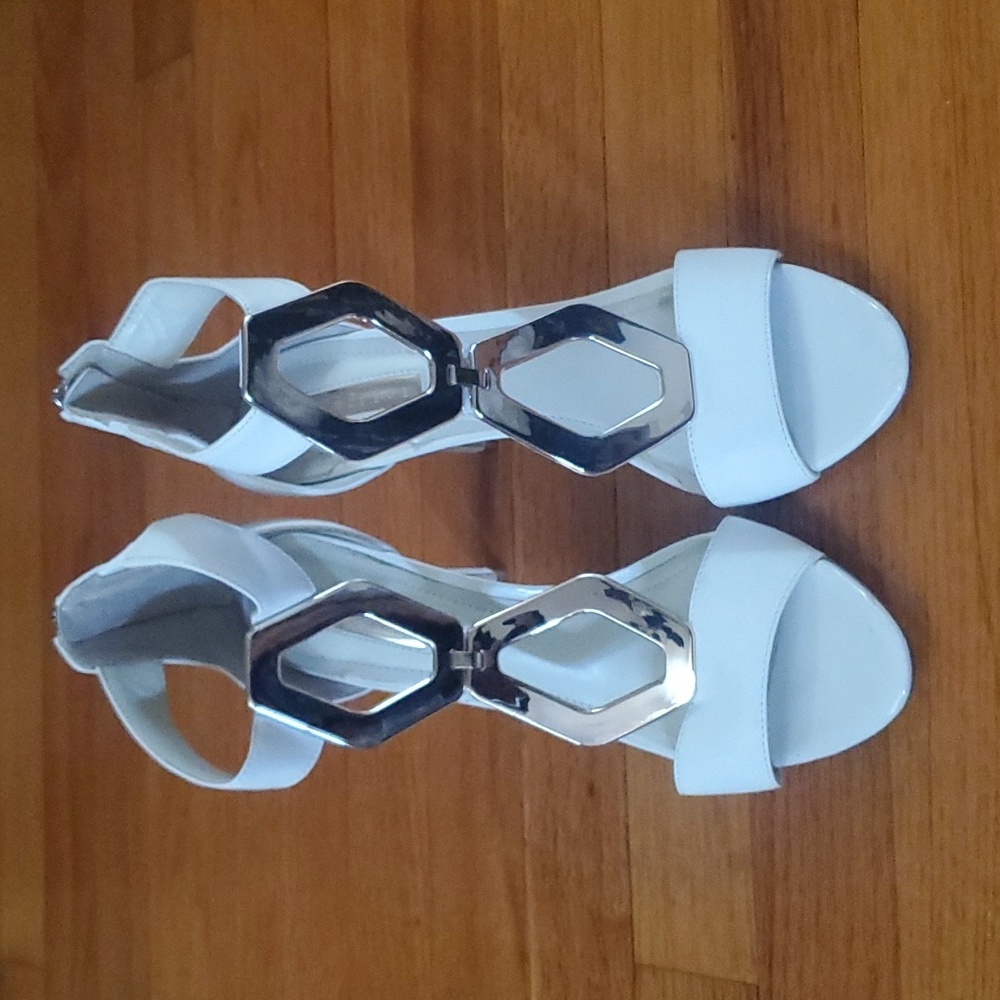 BG Cayne beautiful white and silver patent sandal.